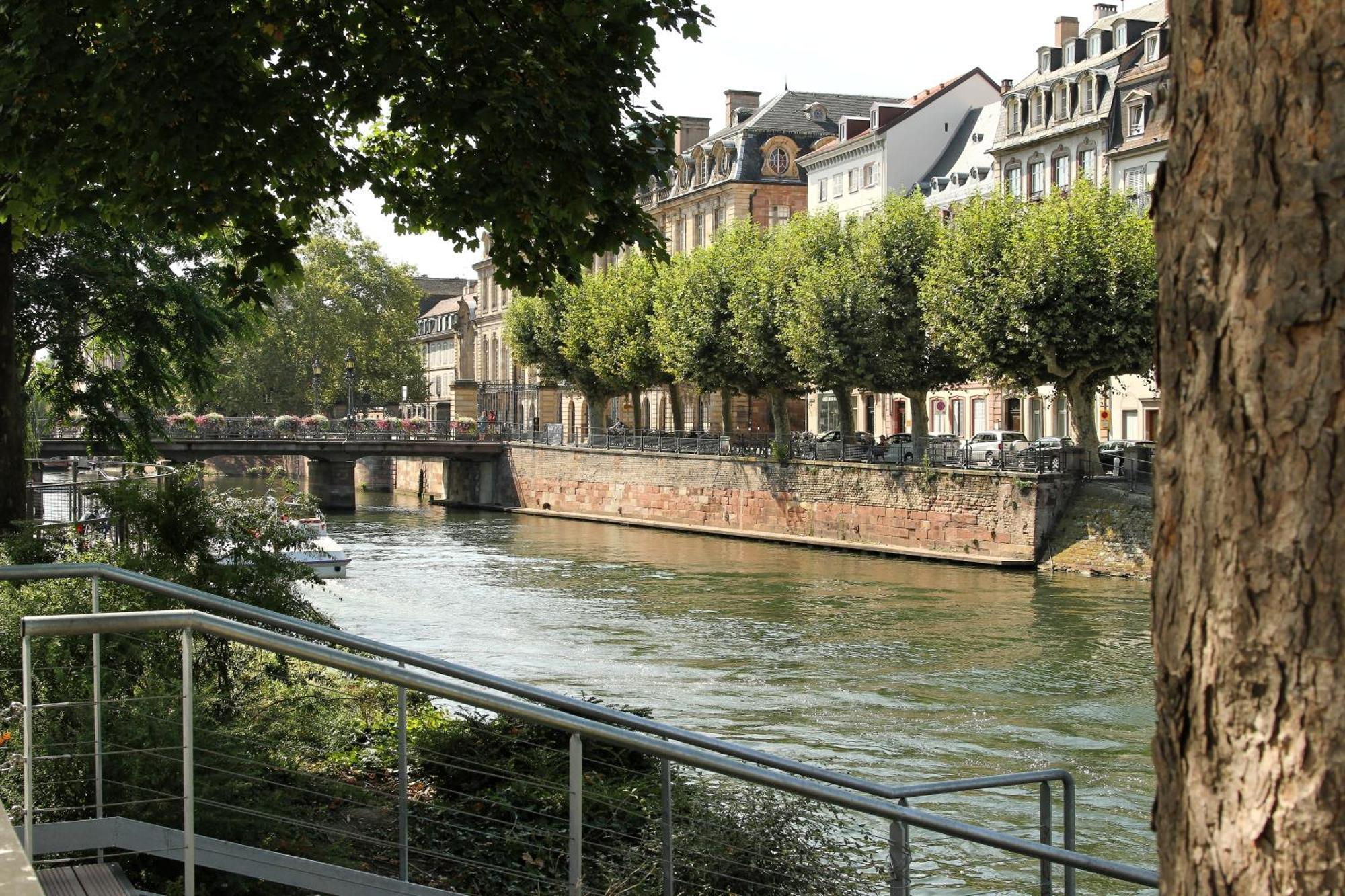Hotel De L'Ill Strasbourg Exterior photo